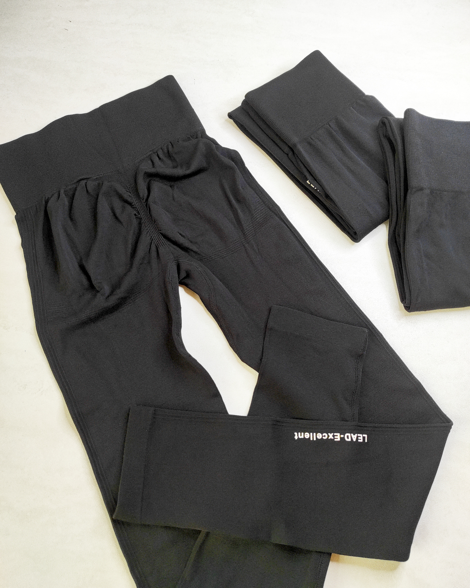 لگ سیملس اقتصادی مشکی