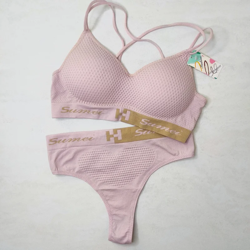 ست نیم تنه و شورت زنبوری